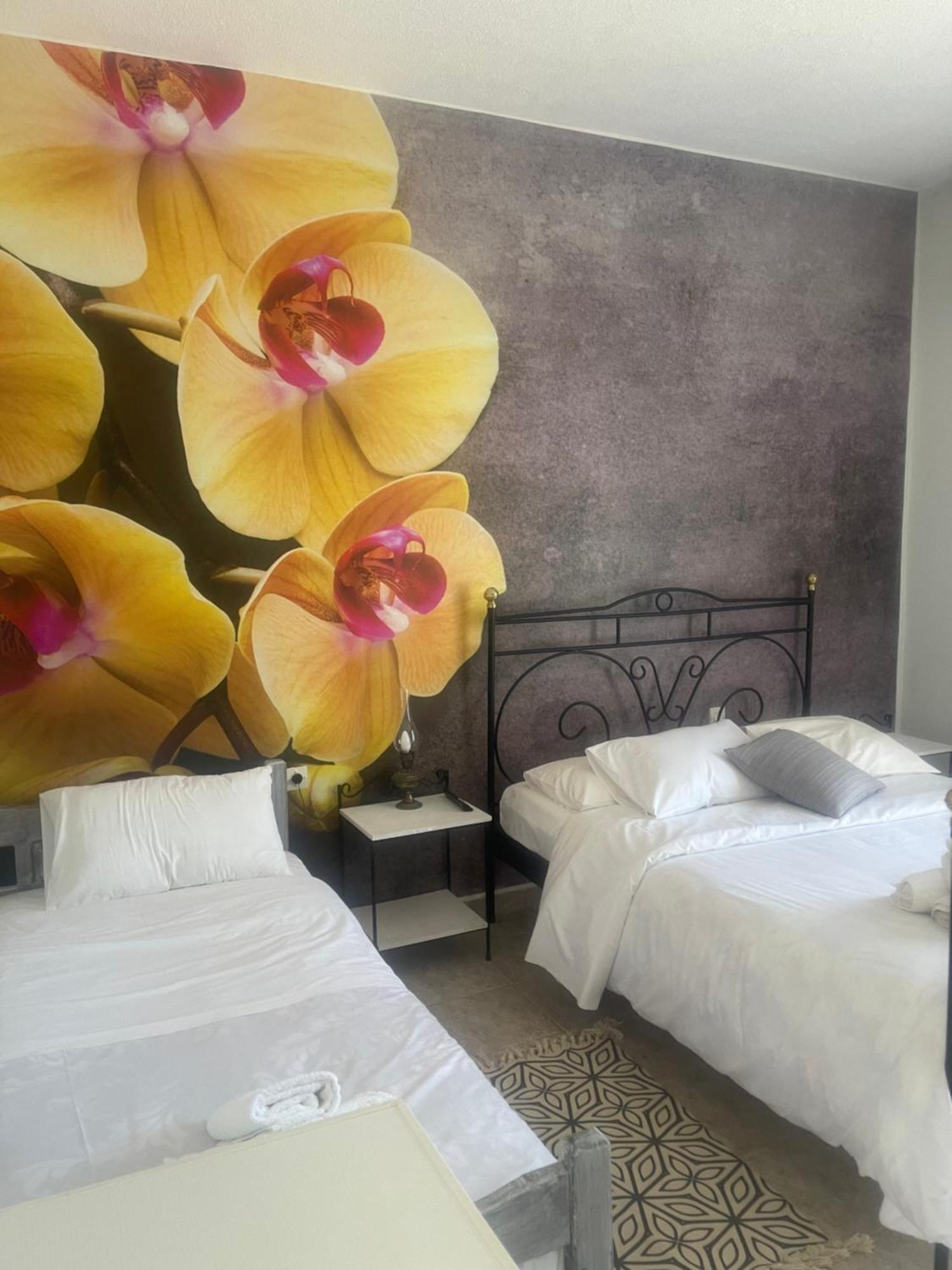 Bed and Breakfast Lithos By The Sea Neo Oitilo Екстер'єр фото